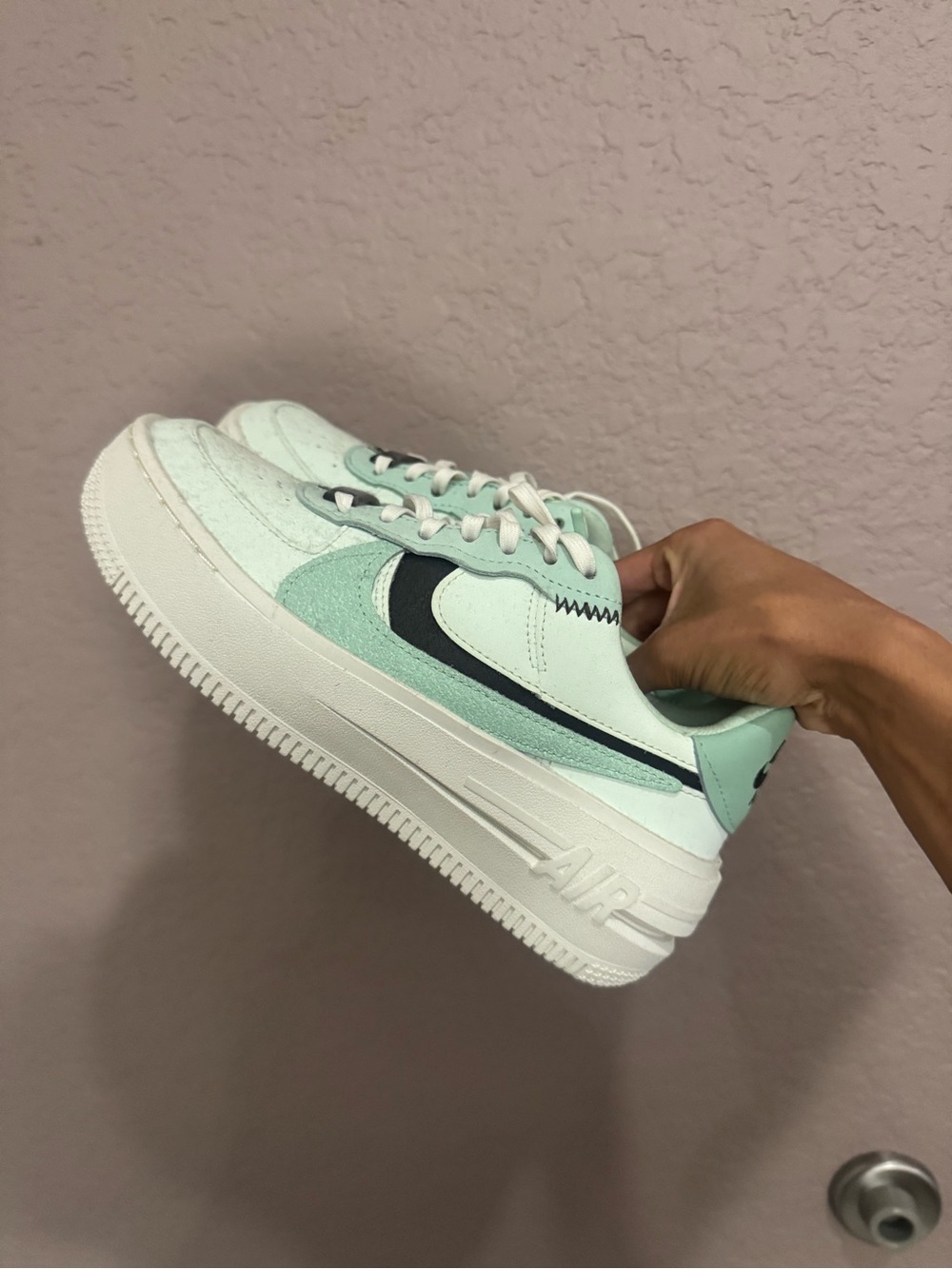 Mint Green Platform Lace-Up Women's Sneakers